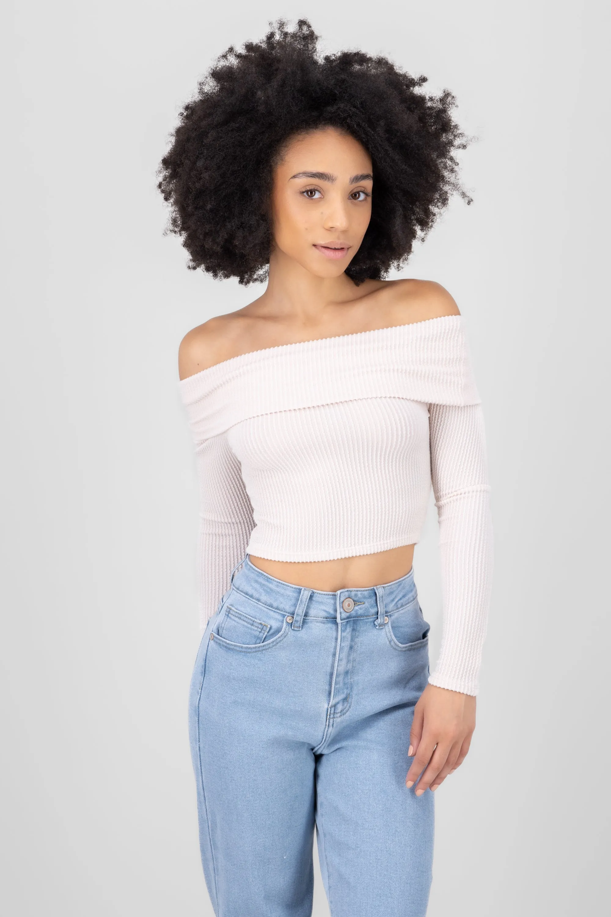 Top Sin Hombros Textura Rib sold by Shasa