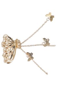 Pinza metálica mariposa colgantes sold by Shasa