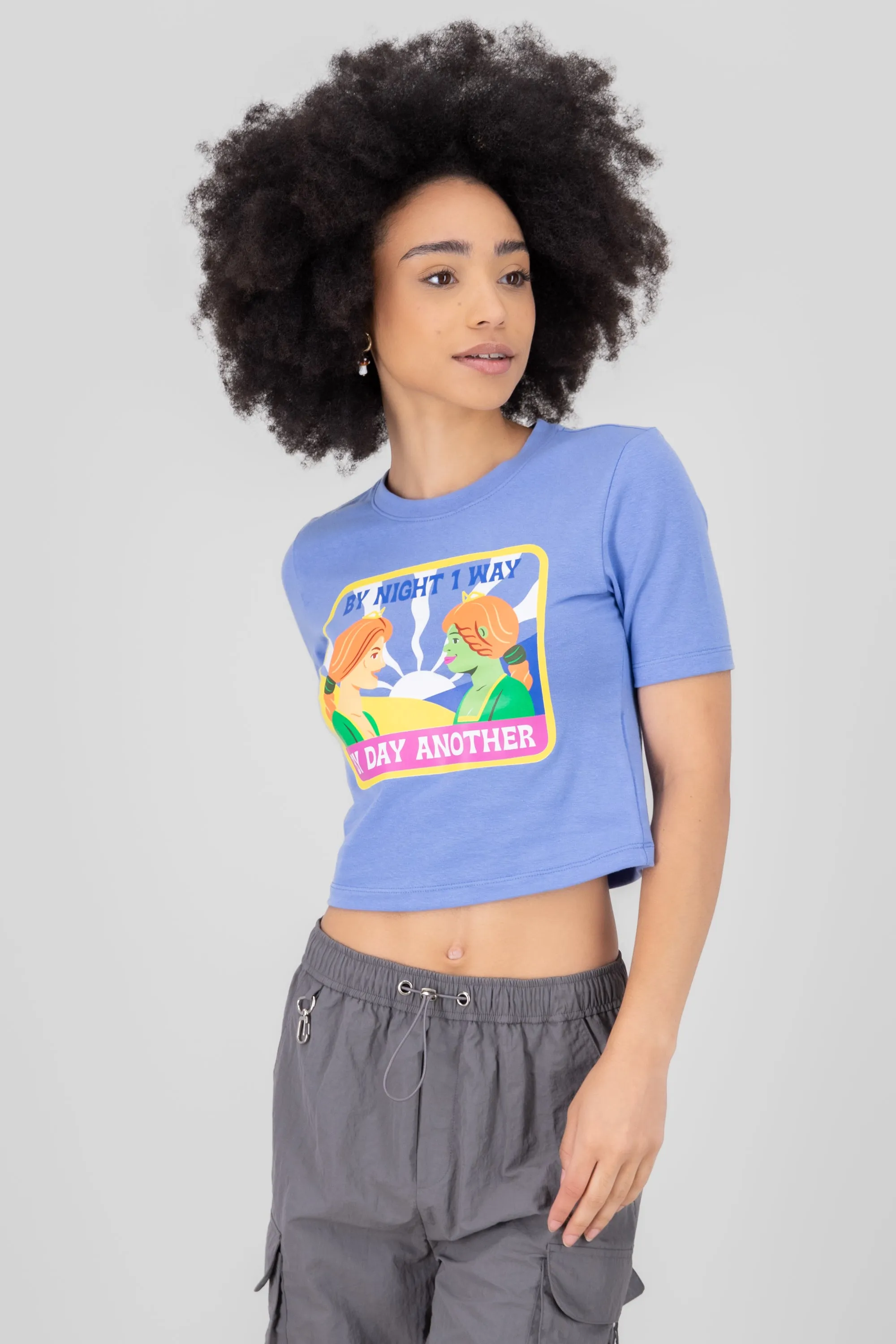 Crop top fiona manga corta sold by Shasa