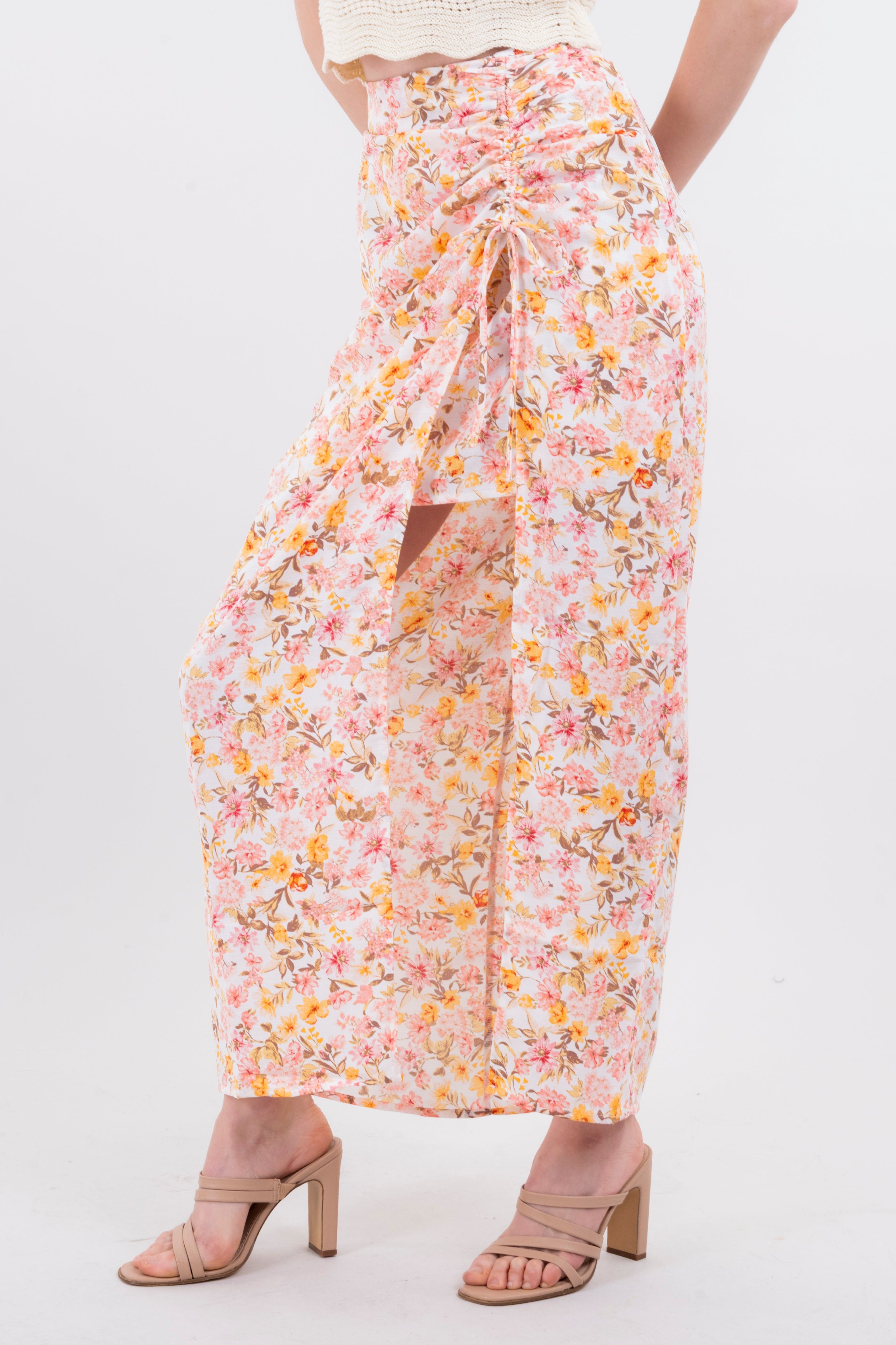 Top estampado flores sold by Shasa product image thumbnail 3