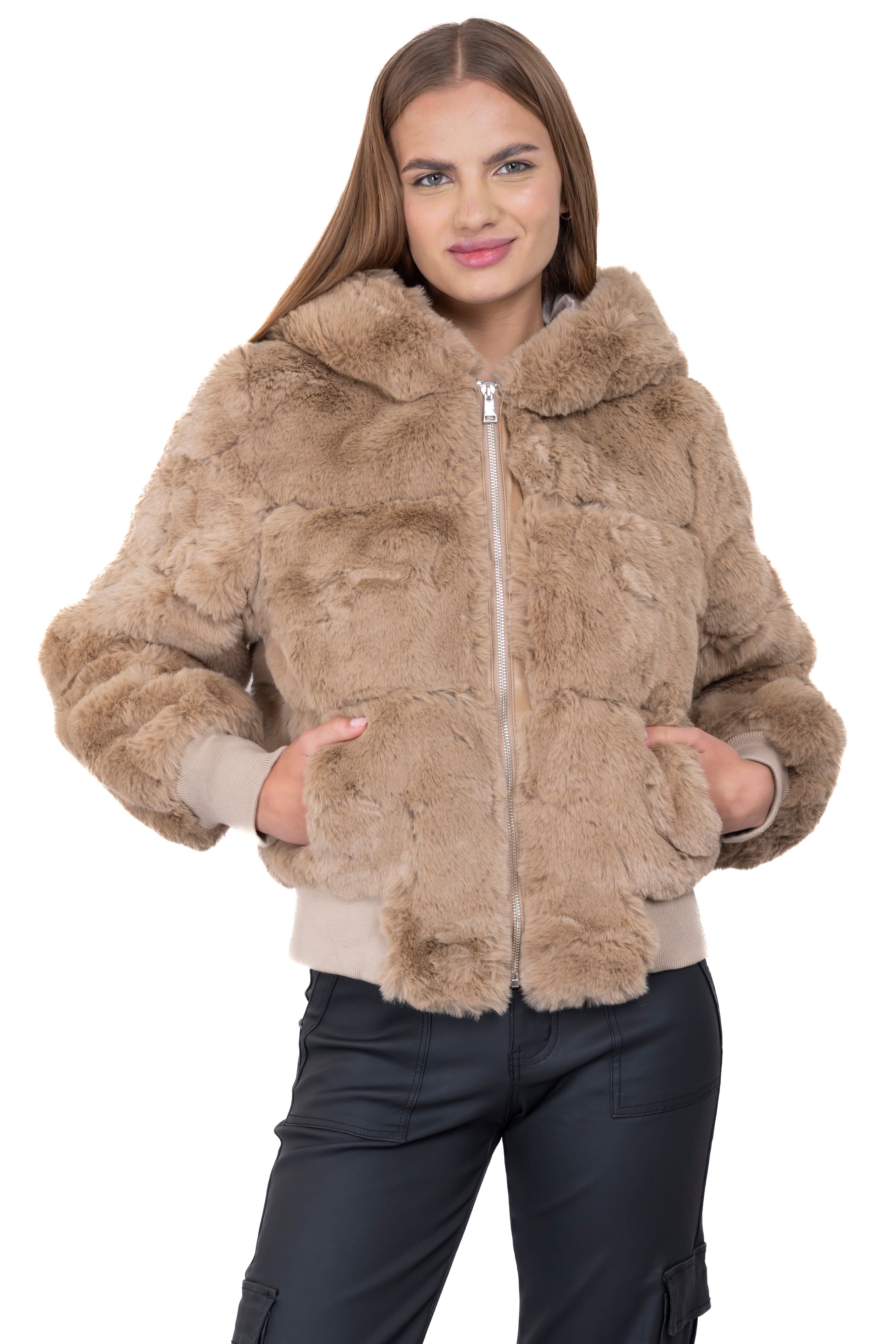 Chamarra peluche capucha sold by Shasa product image thumbnail 2