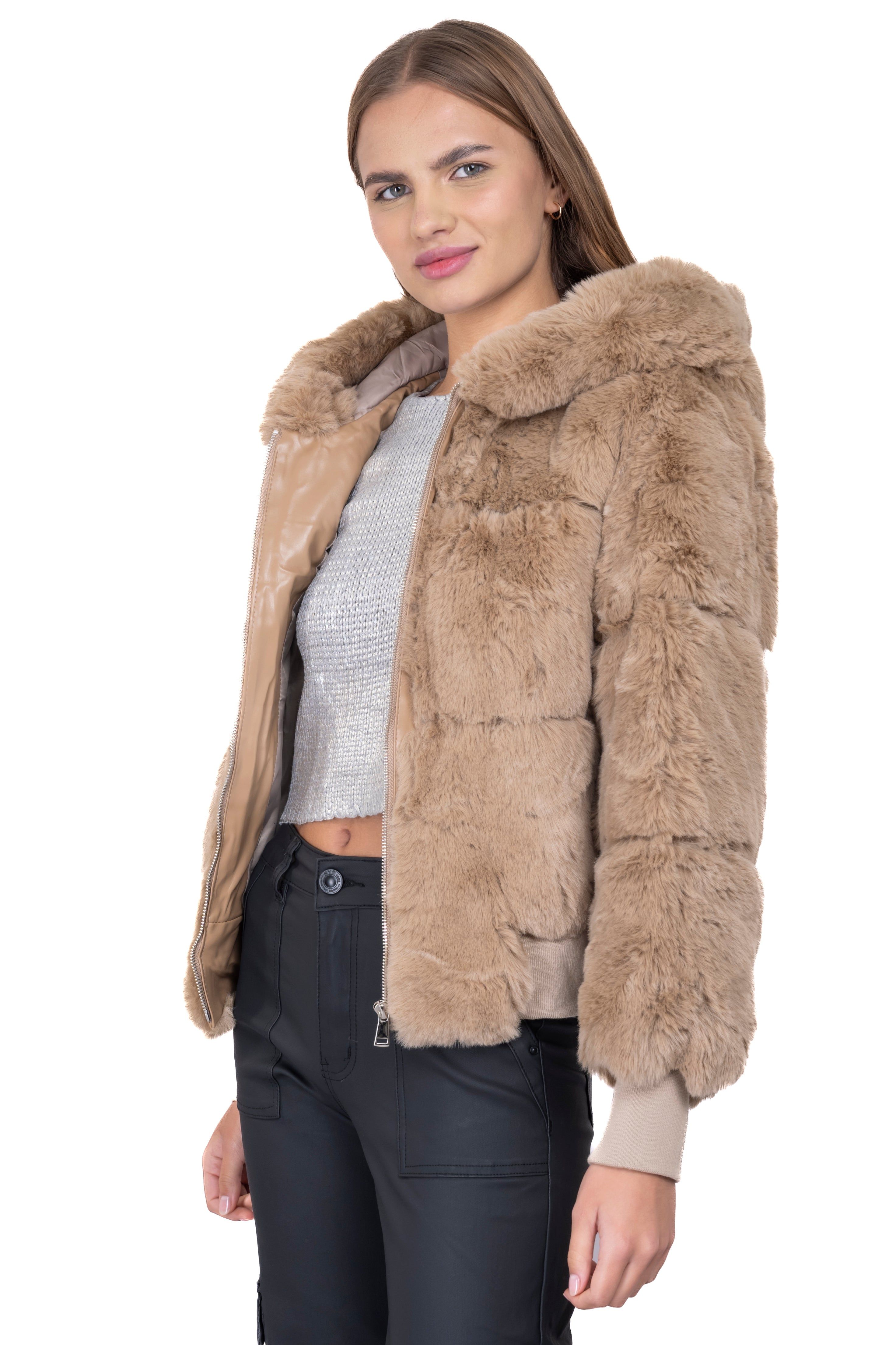 Chamarra peluche capucha sold by Shasa product image thumbnail 5