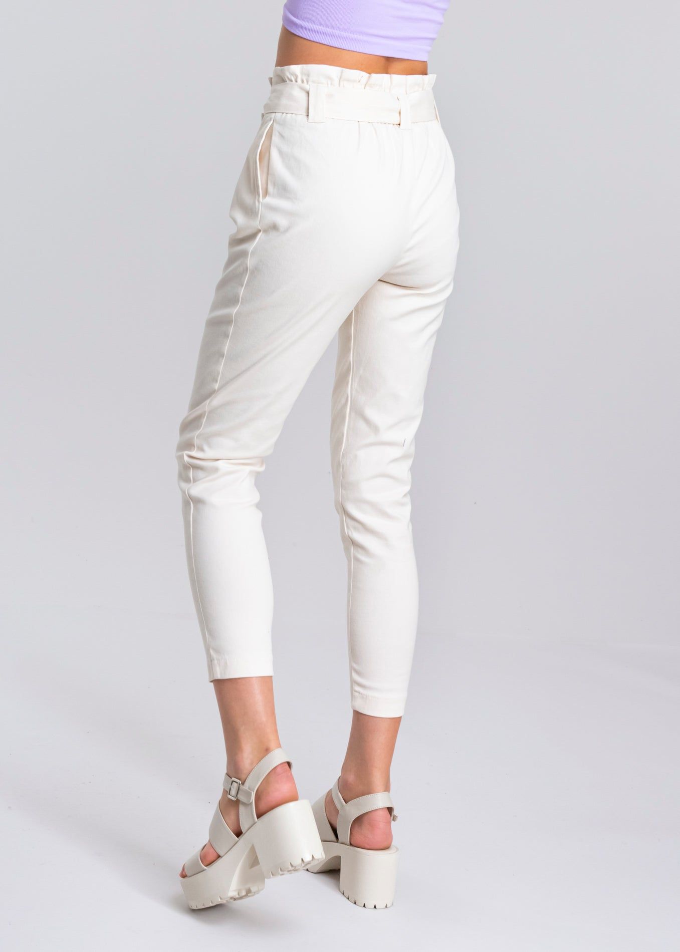 Pantalón paper bag cintura alta cinturón sold by Shasa product image thumbnail 4