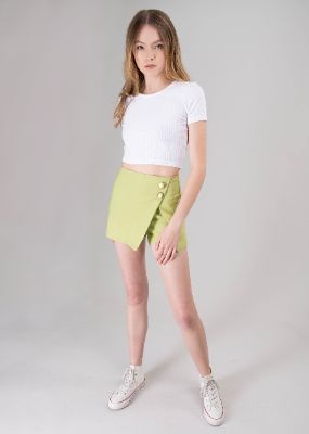 Falda short cruzado abertura con botones sold by Shasa