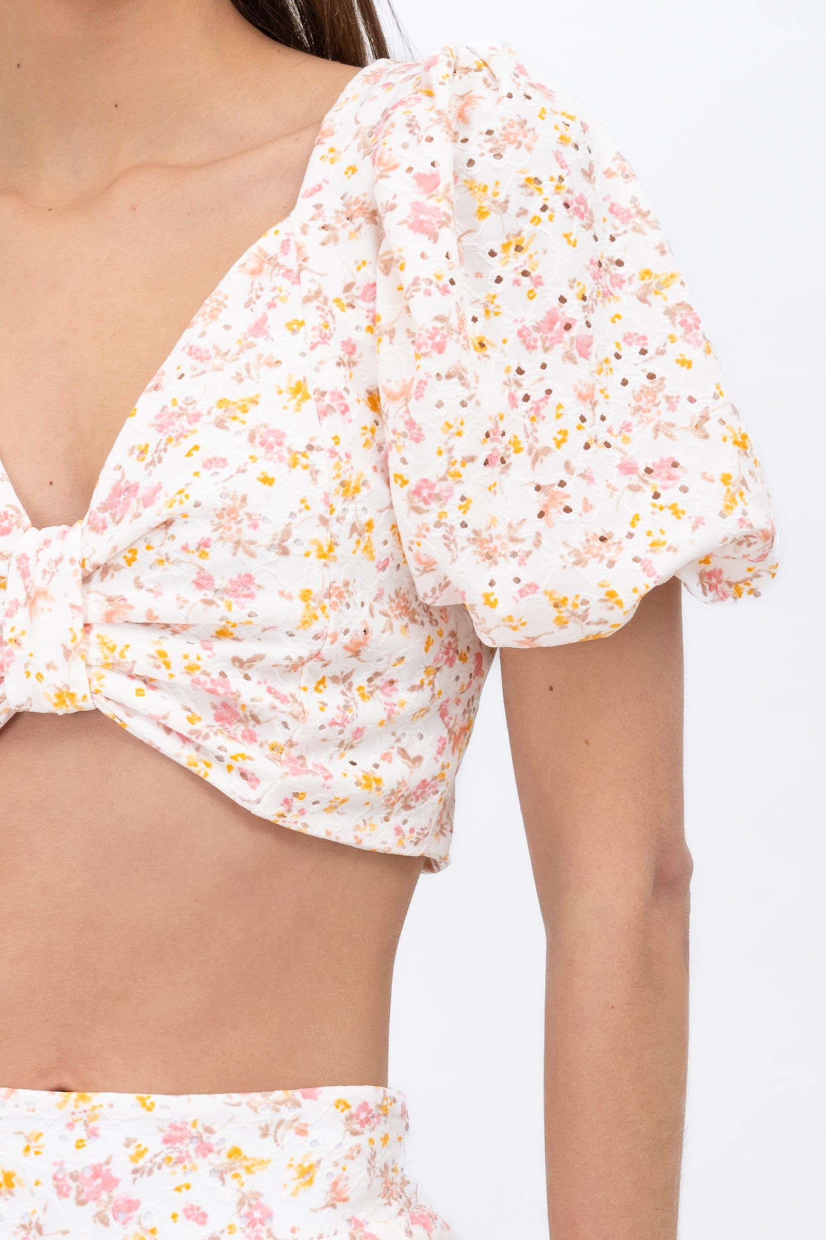 Top Mangas Abullonadas Estampado De Flores sold by Shasa product image thumbnail 5