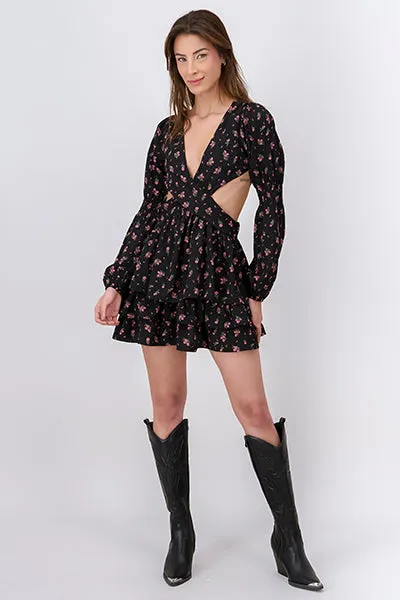 Vestido Mini Aberturas Laterales sold by Shasa