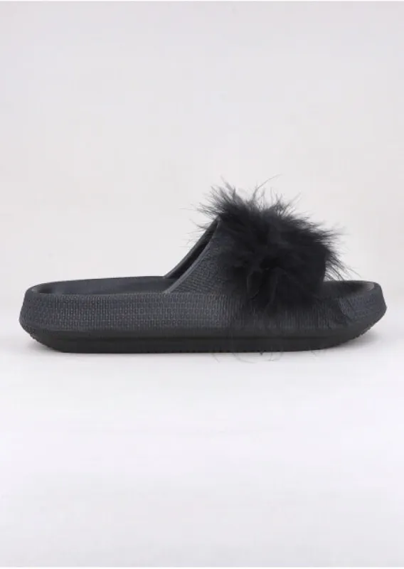 Sandalias peluche sold by Shasa