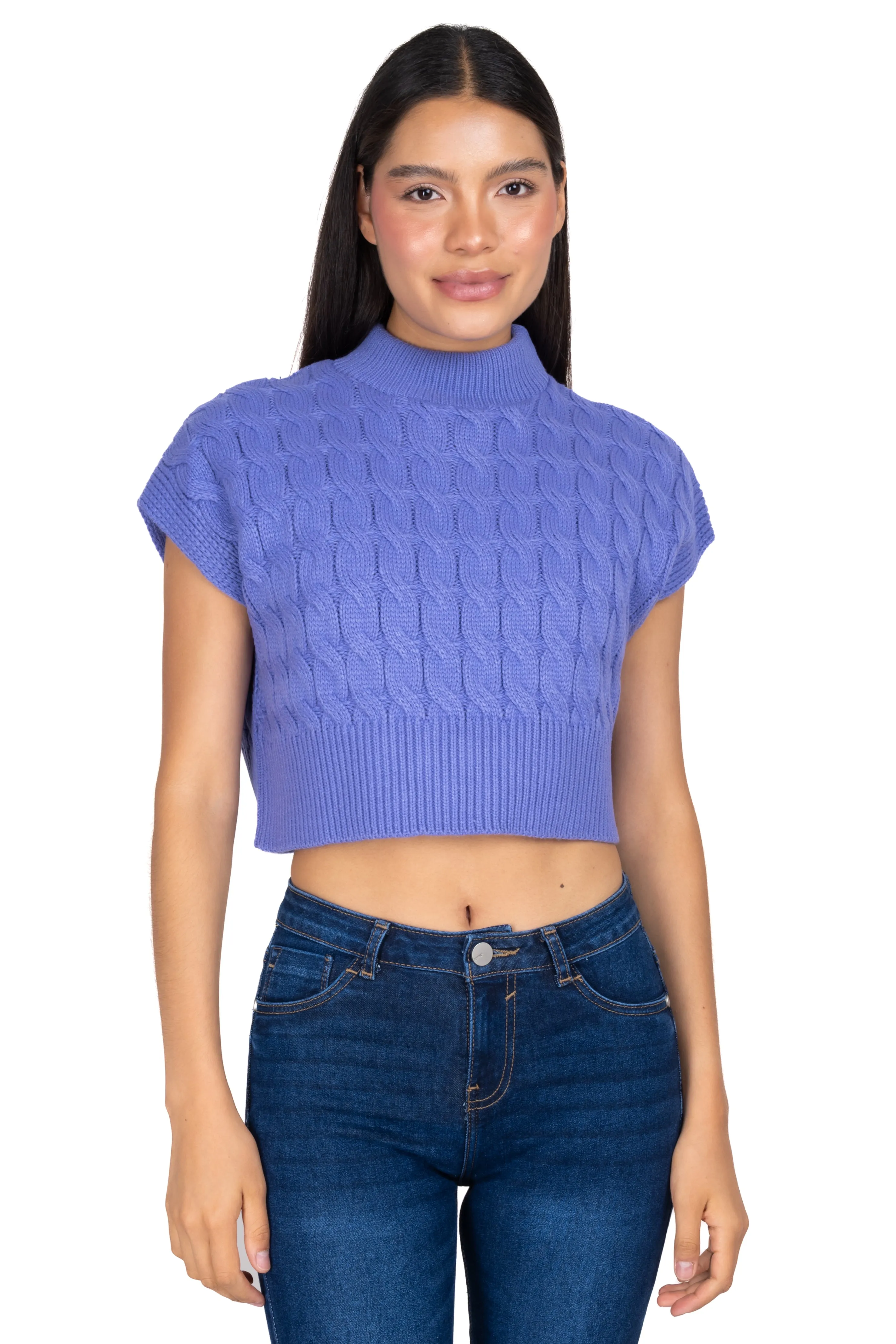 Chaleco tejido trenzado sold by Shasa