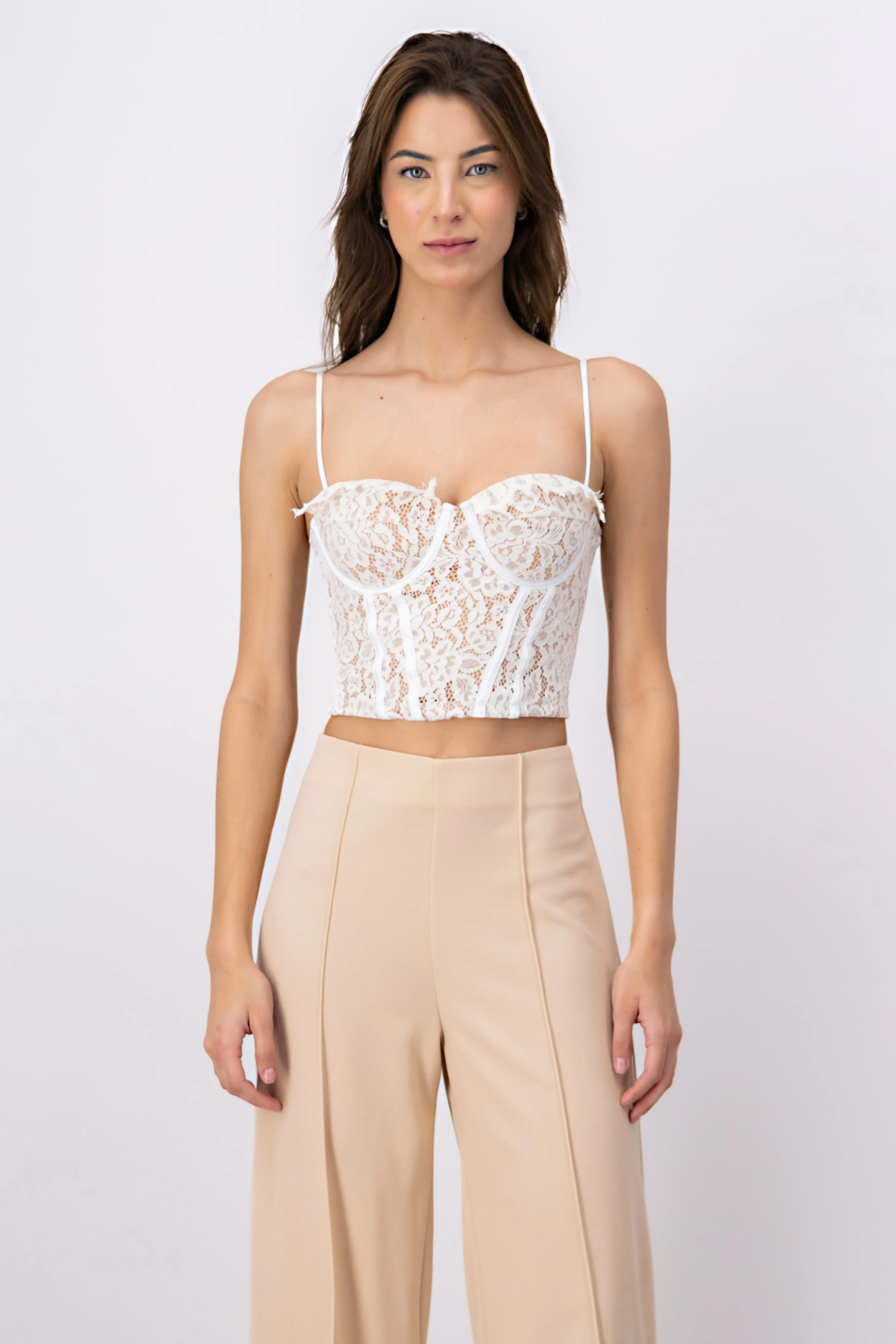 Top bustier encaje floreado sold by Shasa product image thumbnail 2