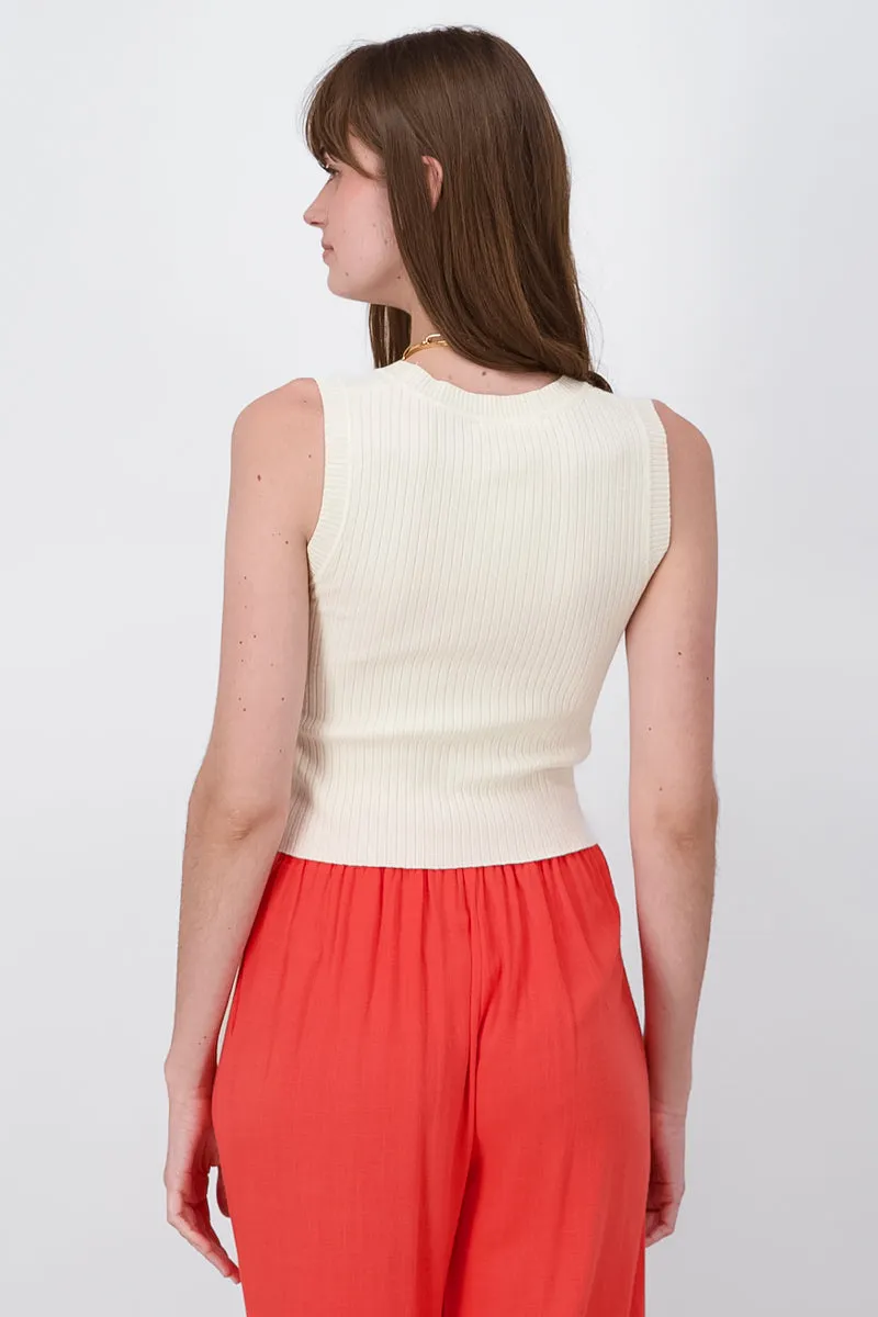 Top Sin Manga Tejido Liso sold by Shasa product image thumbnail 4