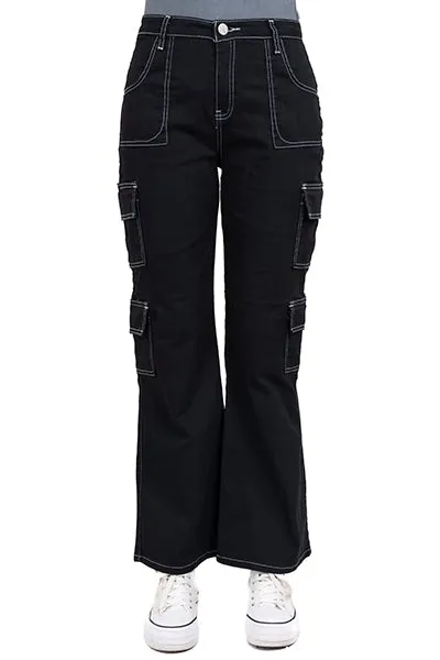 Jeans cargo costuras contraste sold by Shasa