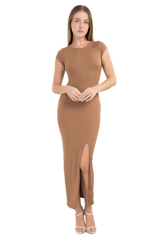 Vestido maxi acanalado liso sold by Shasa