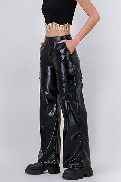 Pantalón efecto piel cargo sold by Shasa product image thumbnail 3