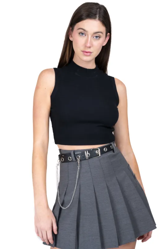 Top acanalado cuello alto sold by Shasa