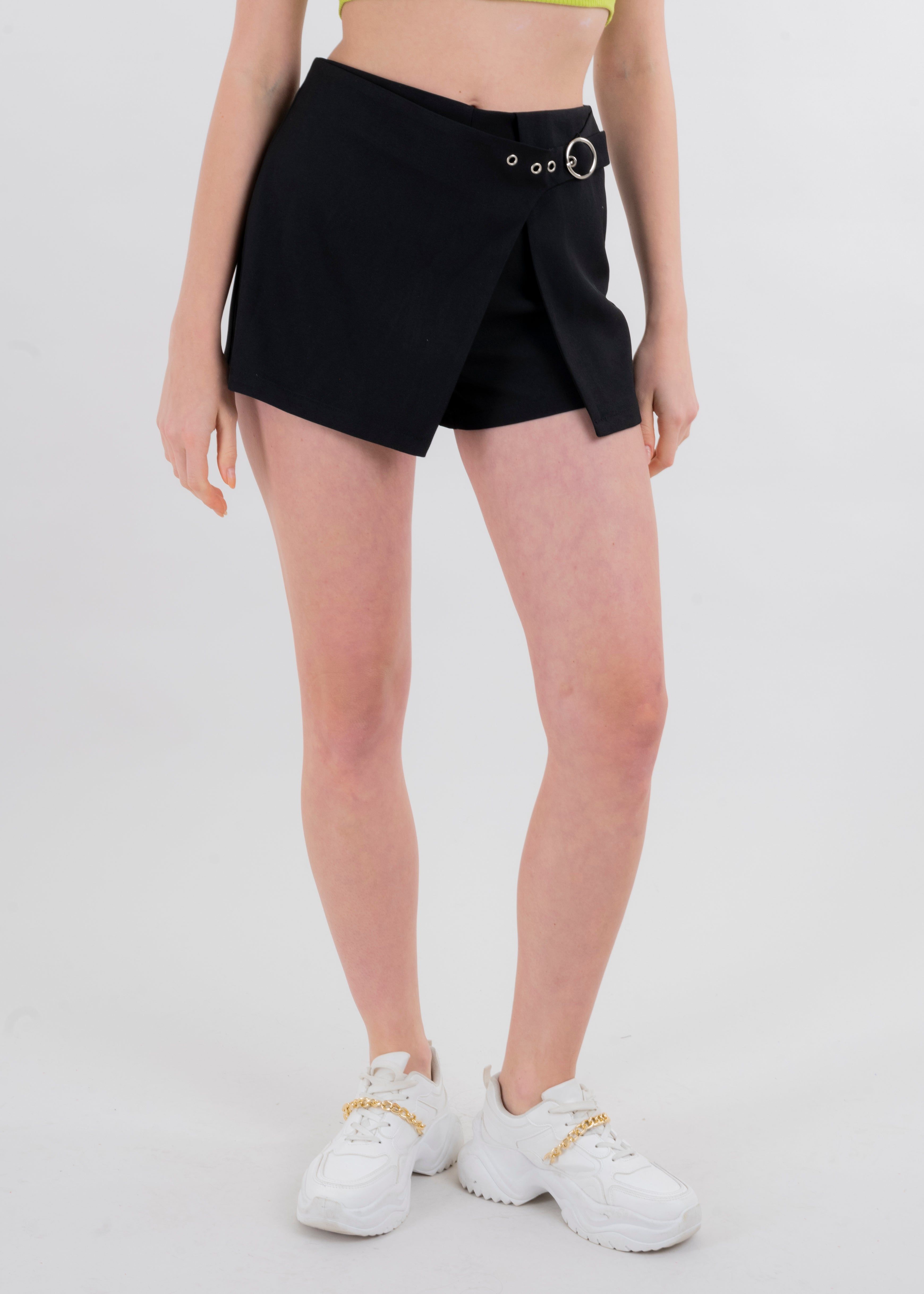 Falda short detalle hebilla sold by Shasa product image thumbnail 2