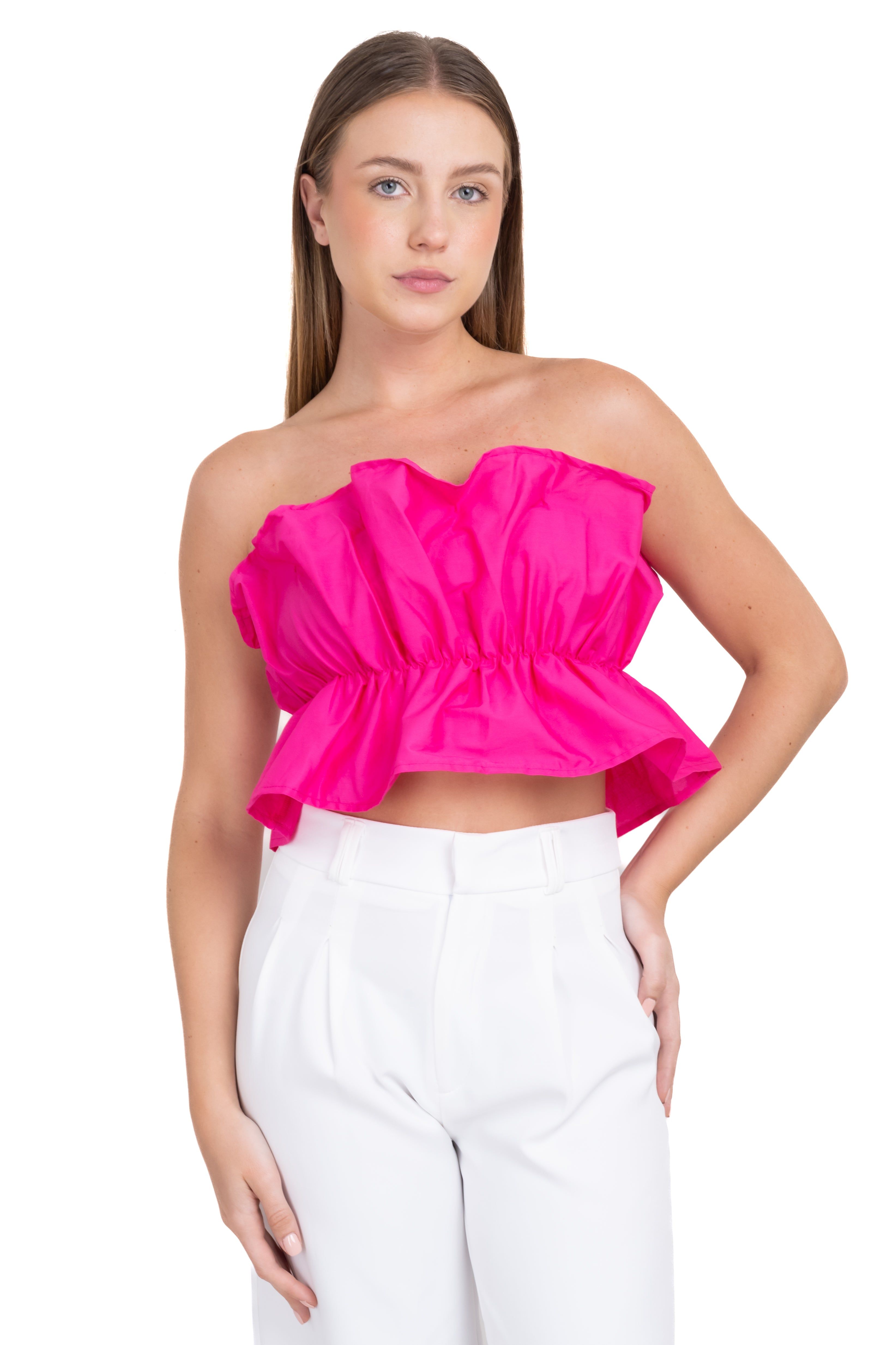 Top strapless liso fruncido sold by Shasa