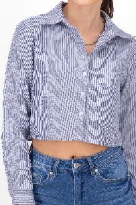 Camisa Crop Doble Bolsillo sold by Shasa