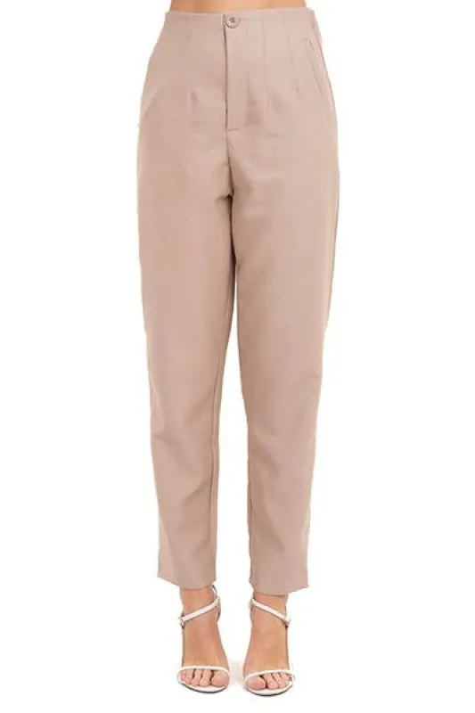 Pantalón liso pinzas sold by Shasa