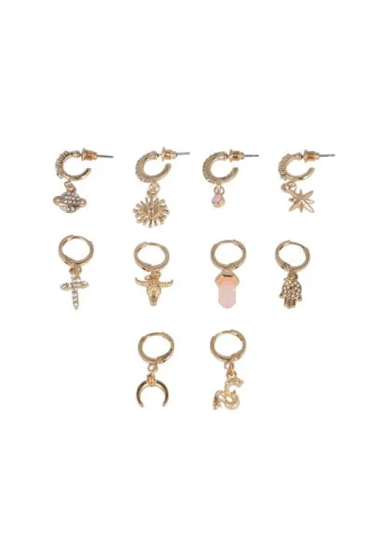 Set 5 pares arracadas multidiseño sold by Shasa