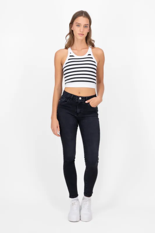 Jeans Skinny Deslavados sold by Shasa
