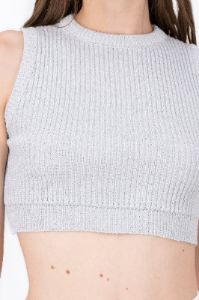 Crop Sin Manga Con Lurex sold by Shasa
