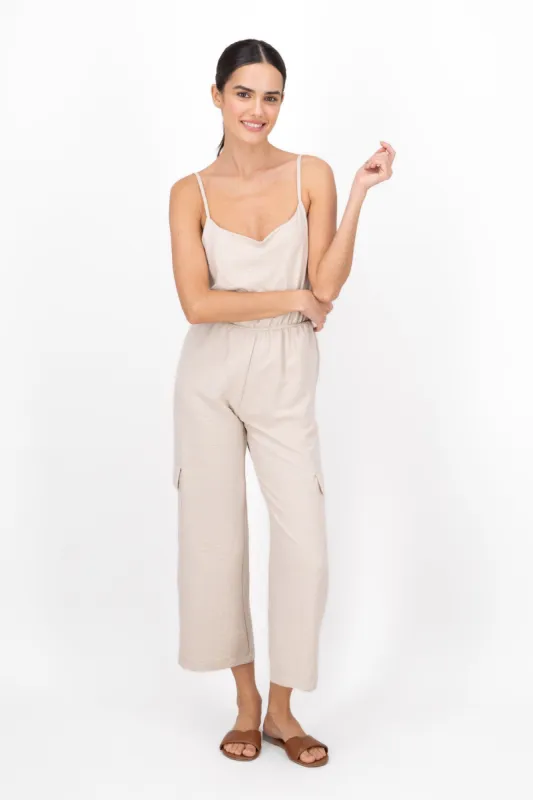 Jumpsuit Detalle Bolsas Cargo sold by Shasa