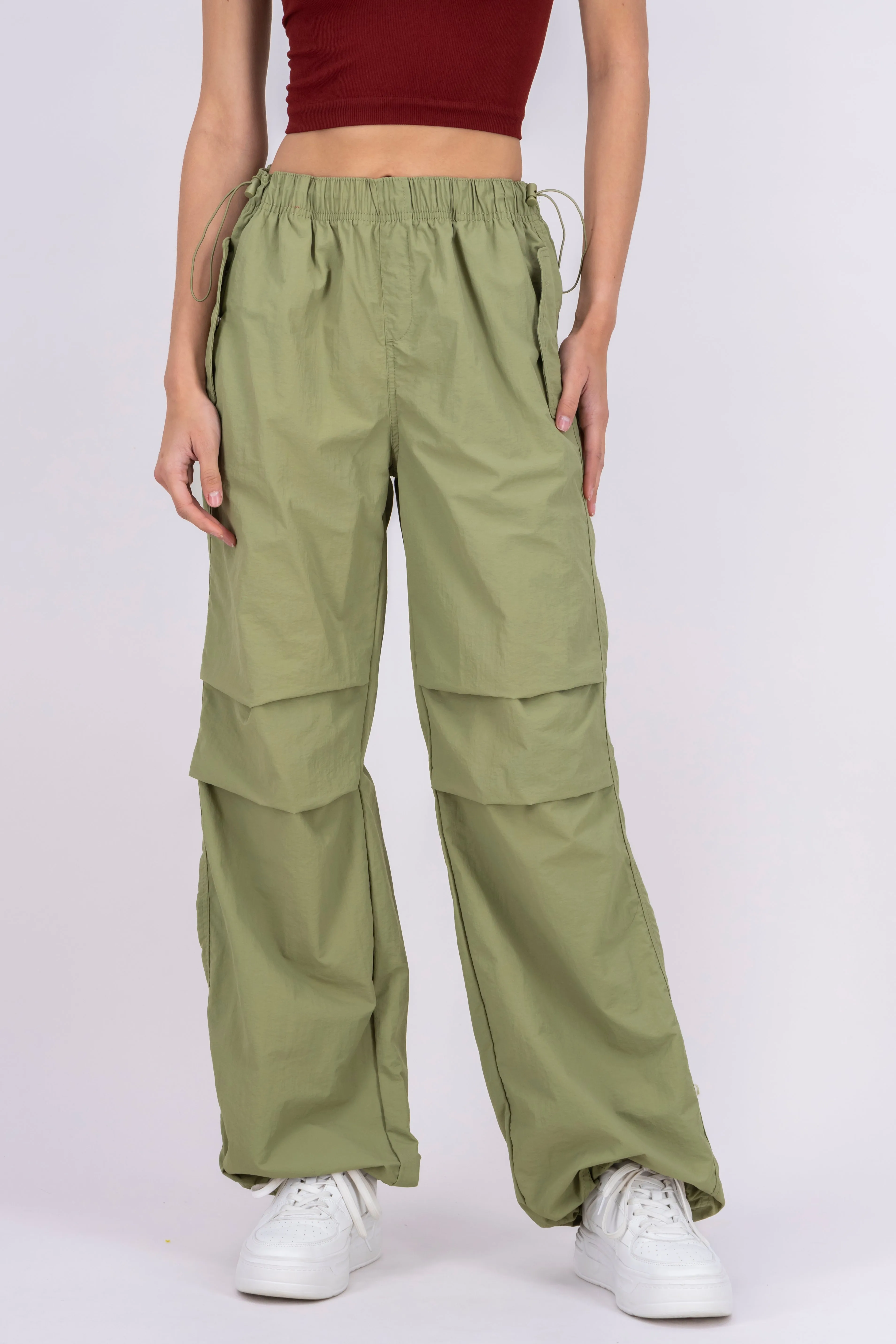 Pantalón parachute liso sold by Shasa product image thumbnail 2