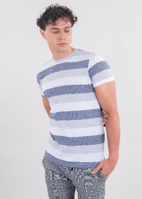 Playera cuello redondo rayas sold by Shasa