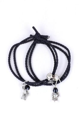 Set 2 pulseras astronautas sold by Shasa