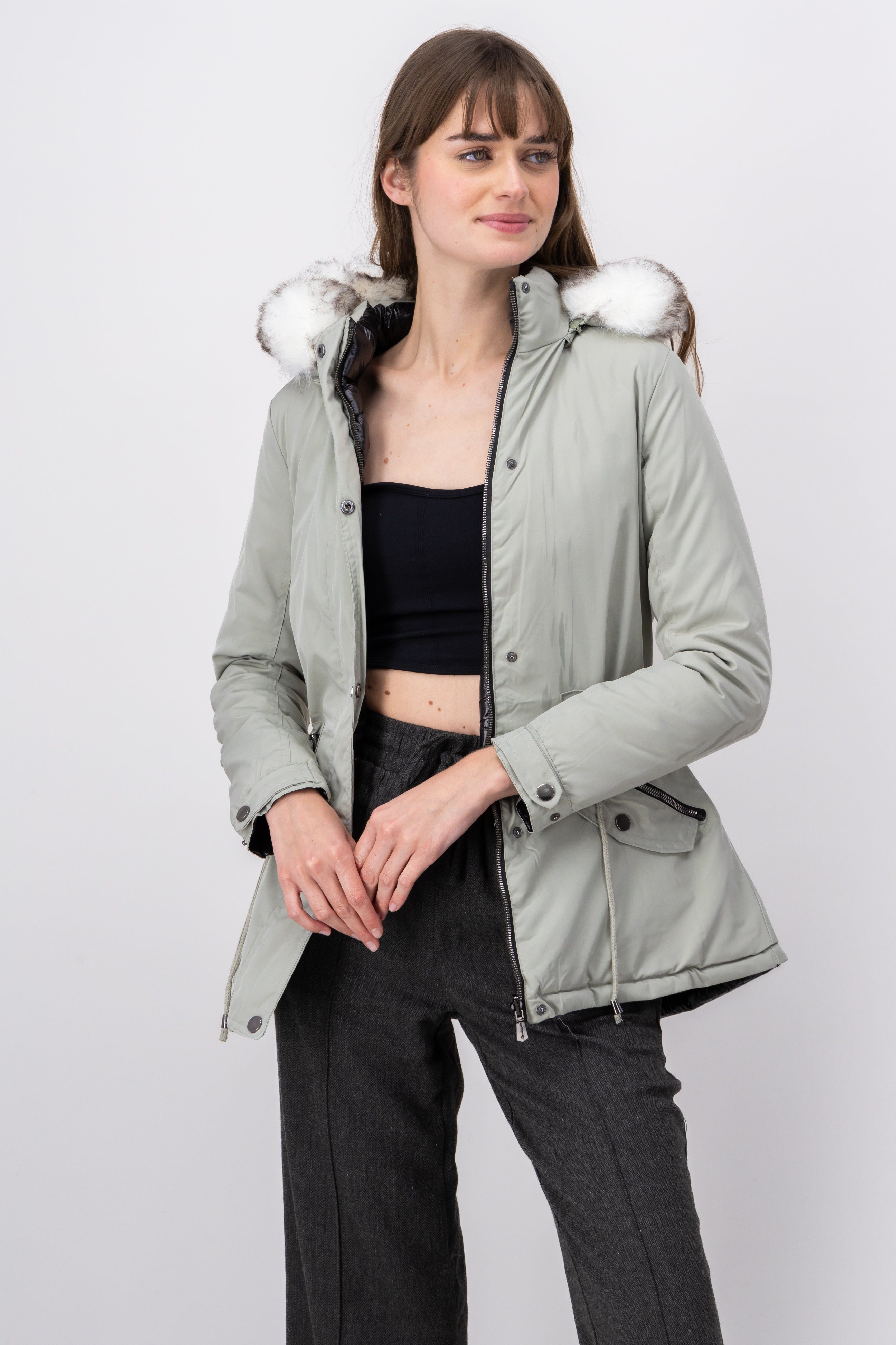 Parka gorro peluche sold by Shasa