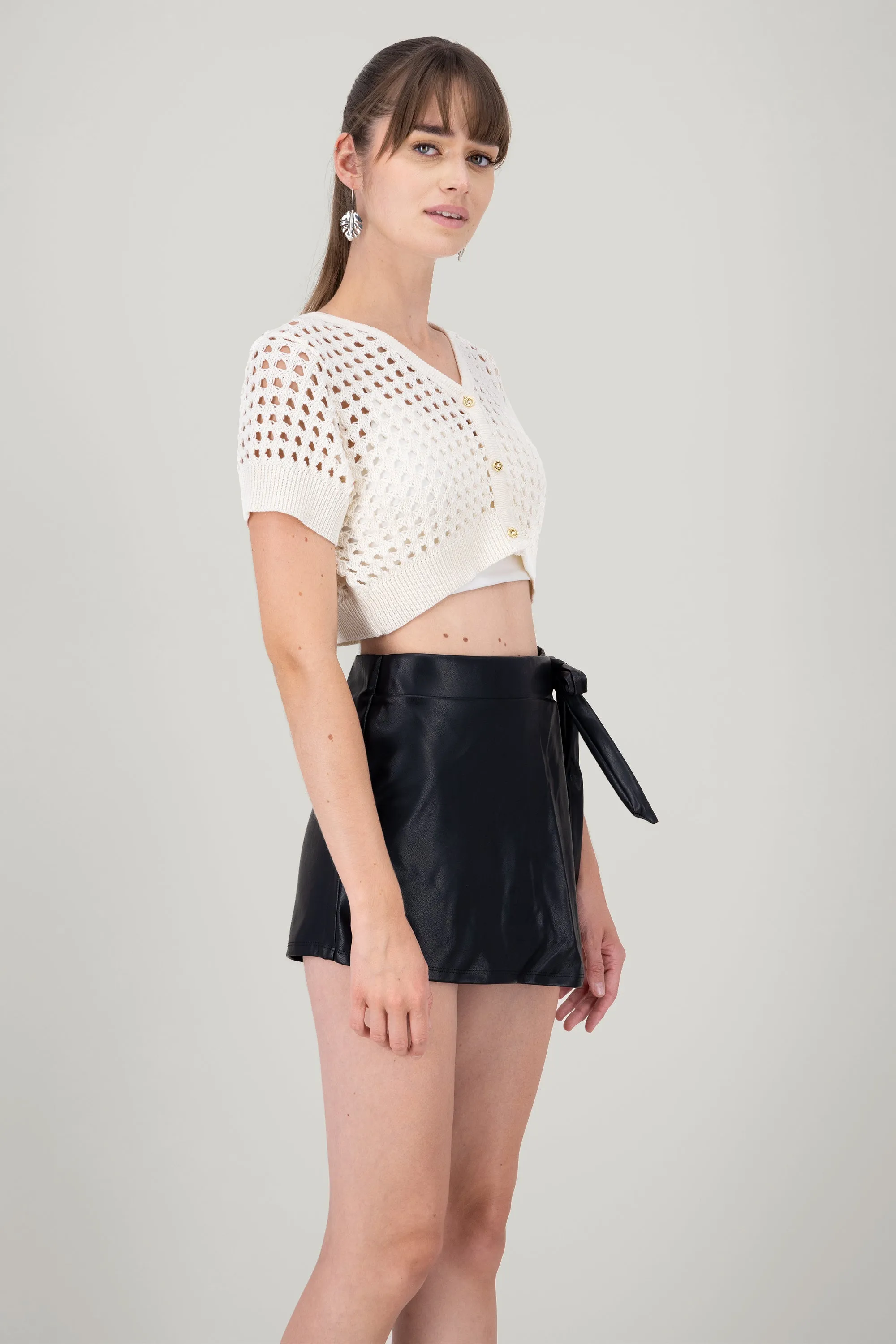 Top tejido manga corta botones sold by Shasa product image thumbnail 3