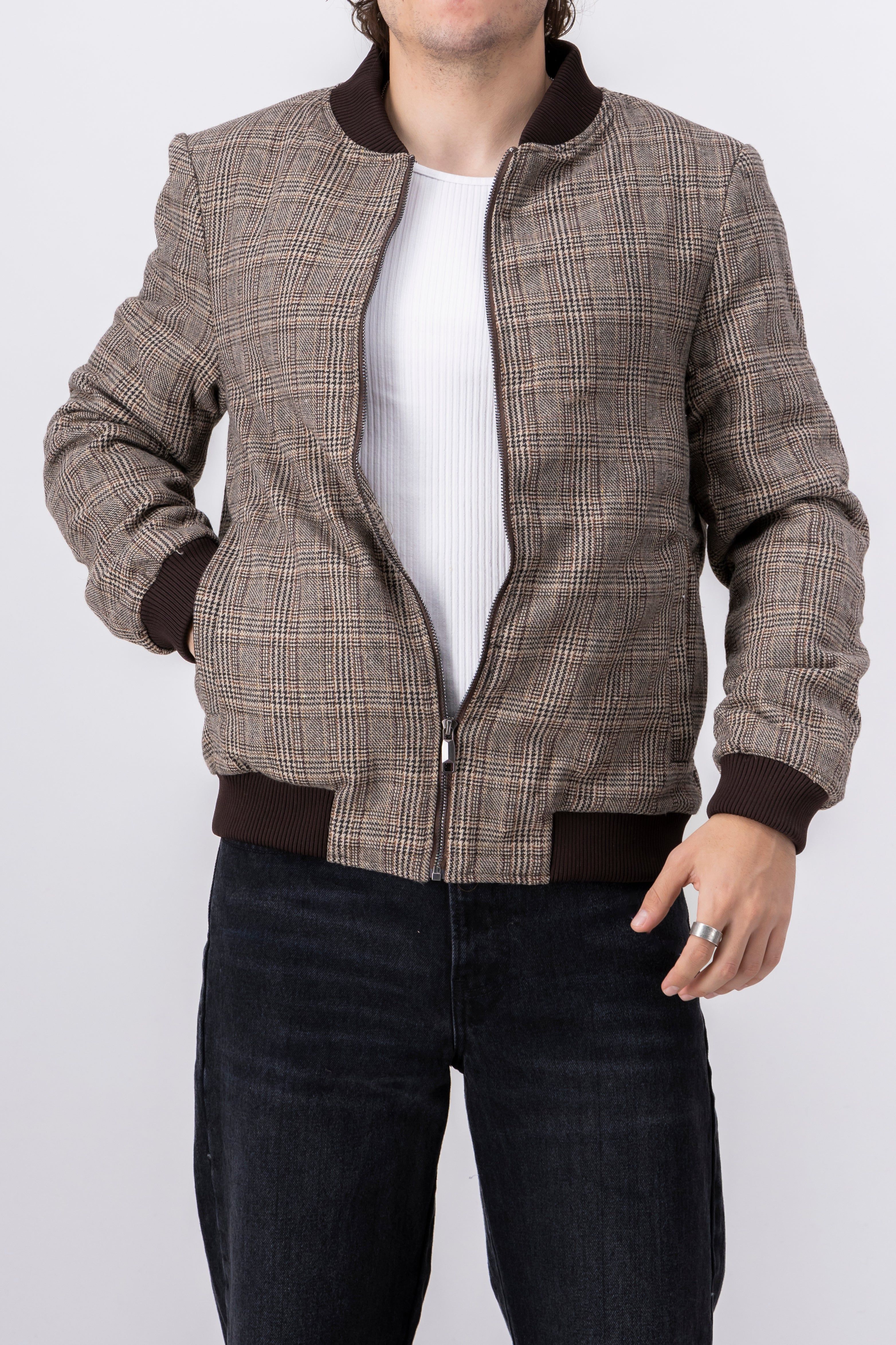 Chamarra bomber estampado líneas sold by Shasa