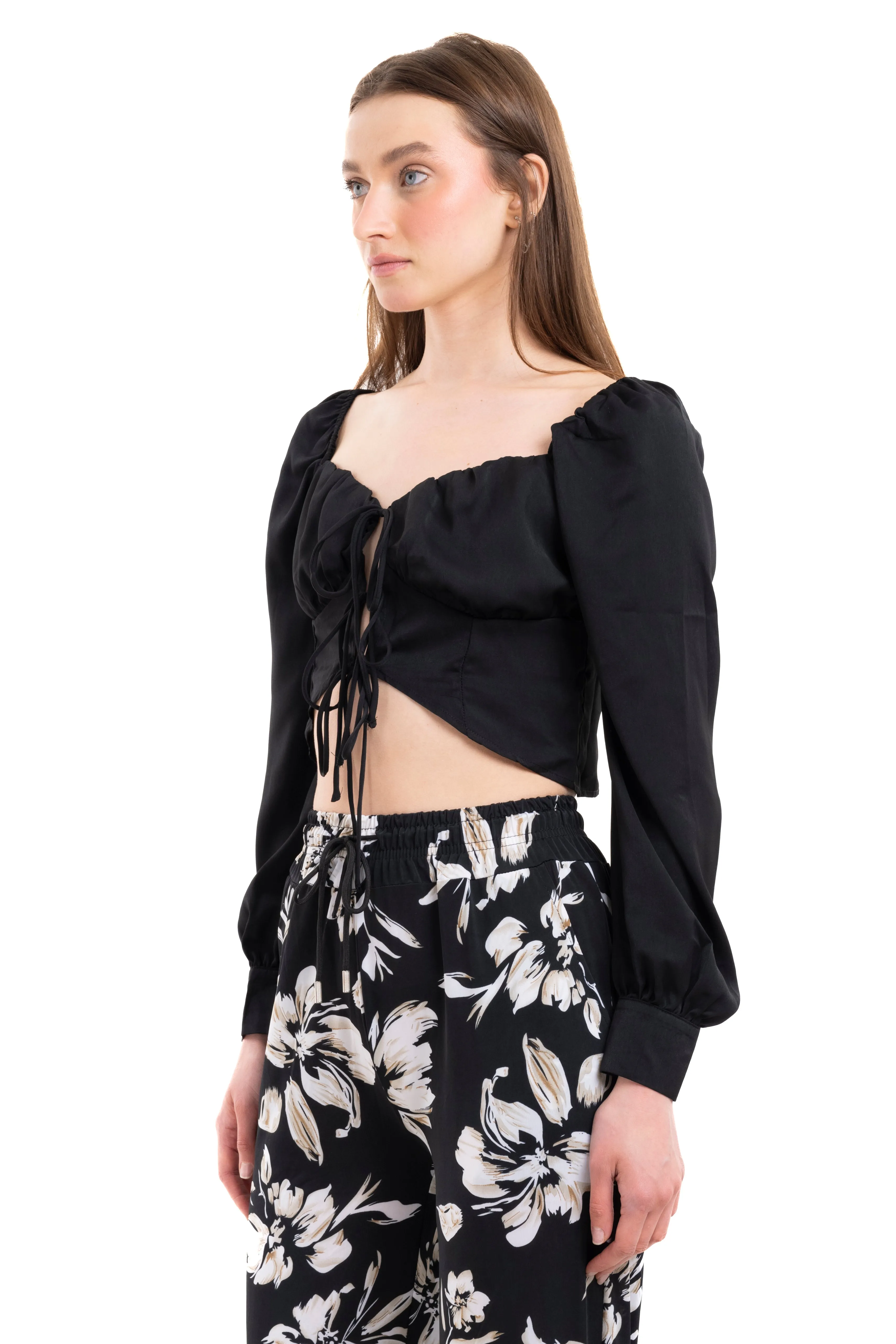 Blusa crop cintas botones sold by Shasa product image thumbnail 3