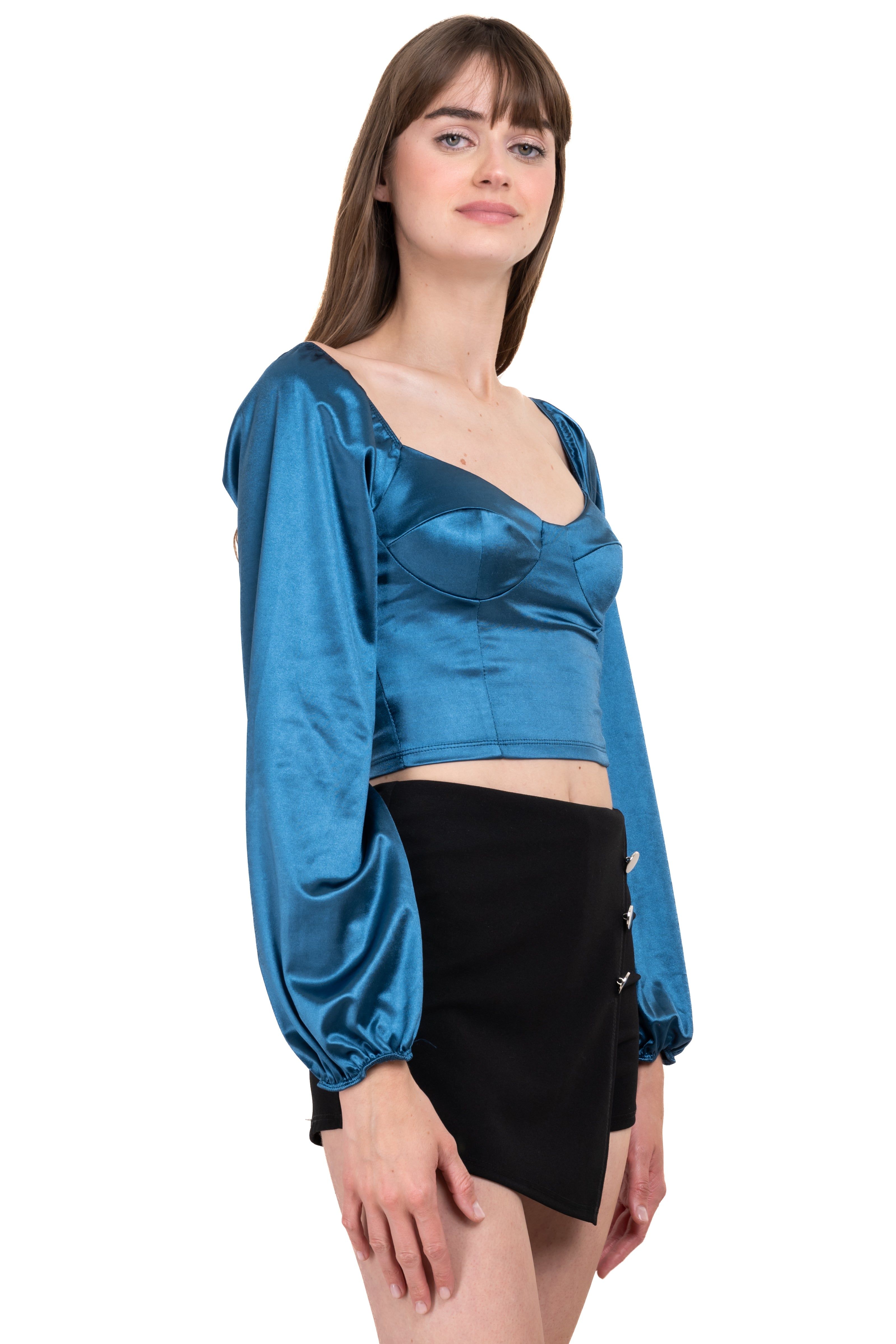 Blusa satín manga larga sold by Shasa