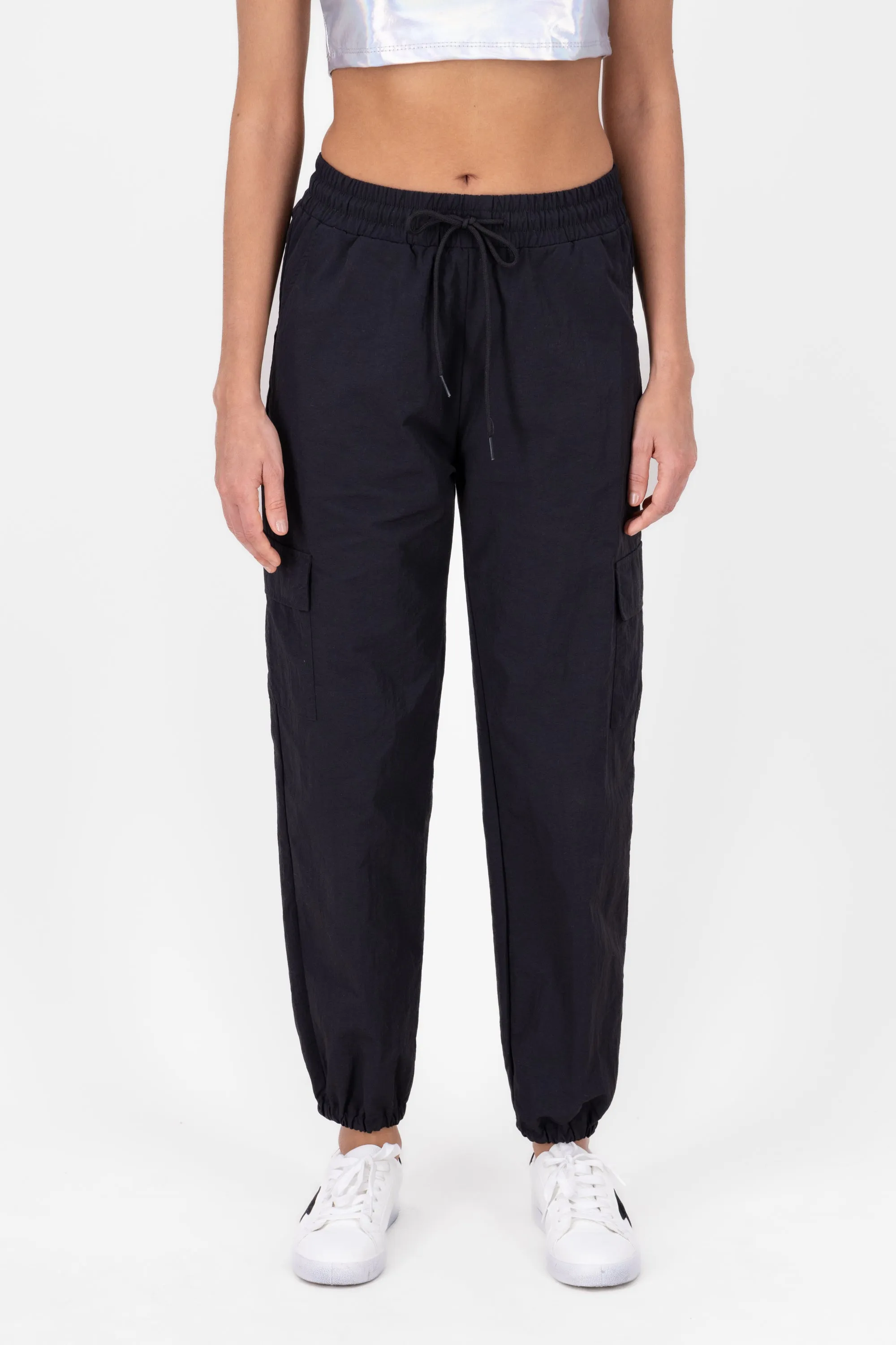 Pantalon parachute liso sold by Shasa product image thumbnail 2