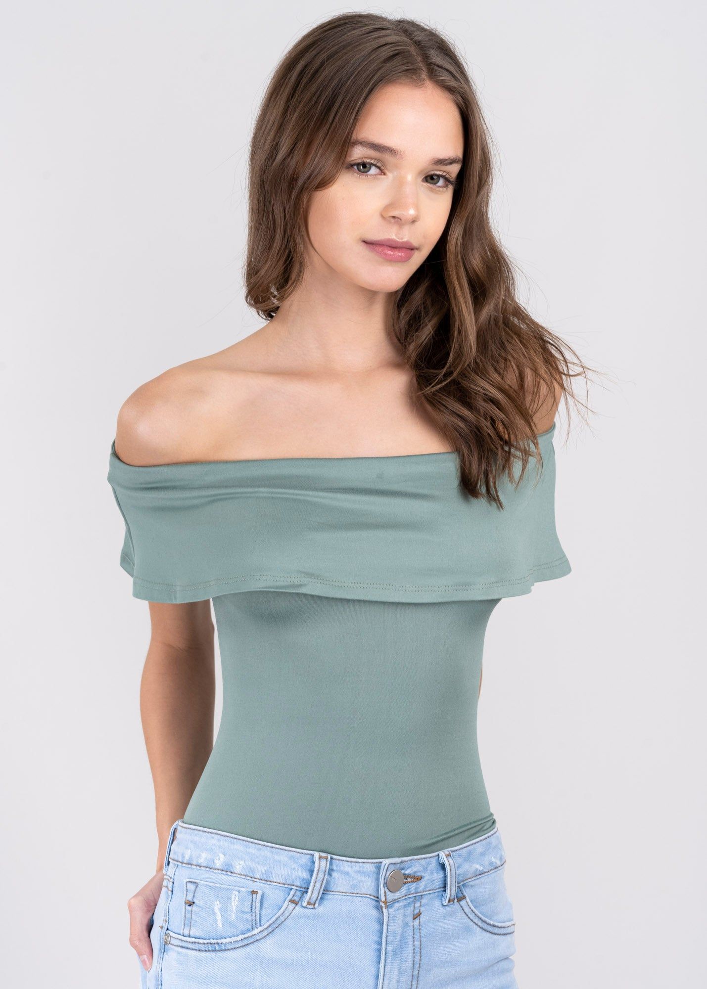 Bodysuit olanes hombro descubierto sold by Shasa