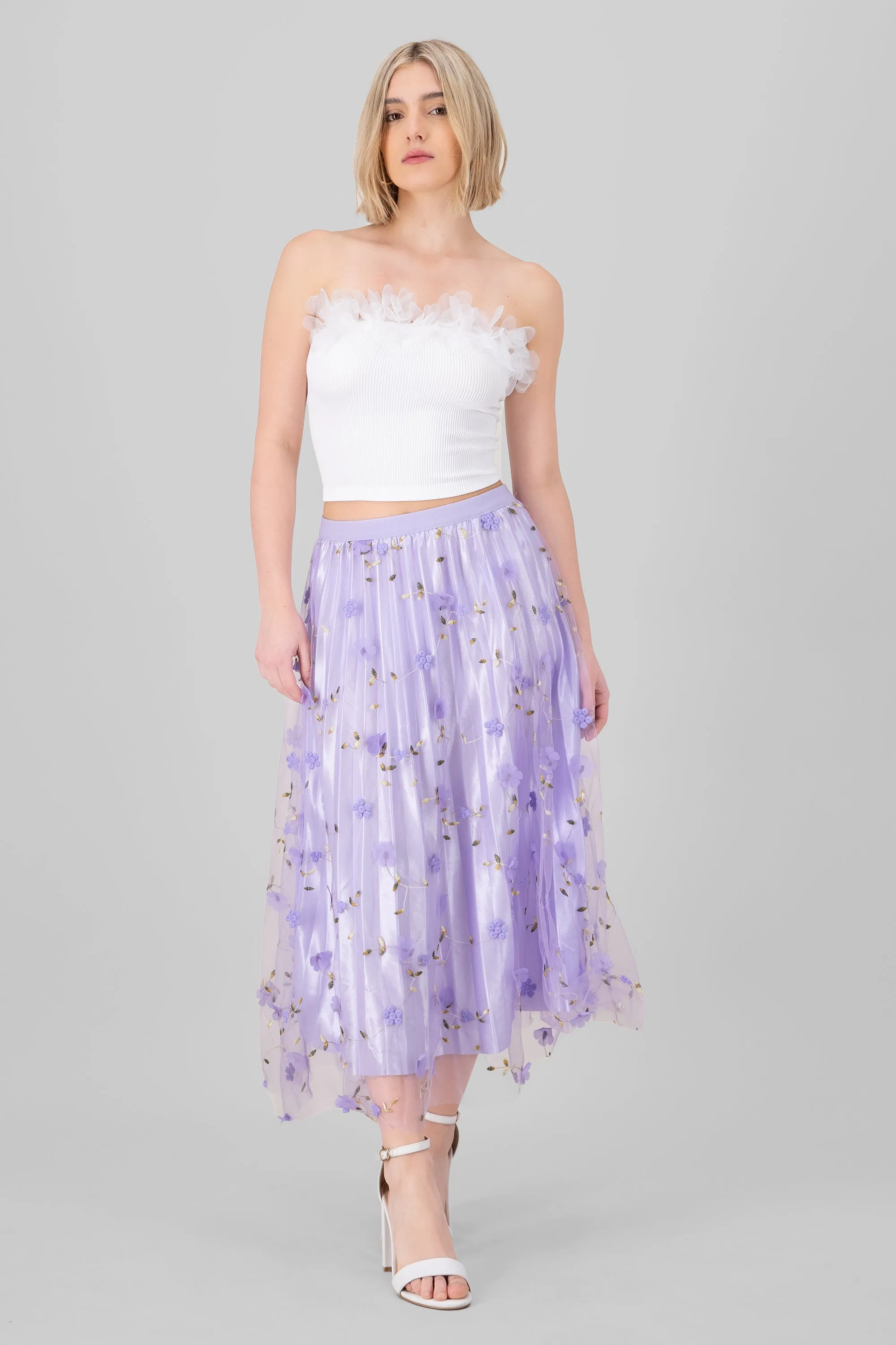 Falda midi mesh flores sold by Shasa