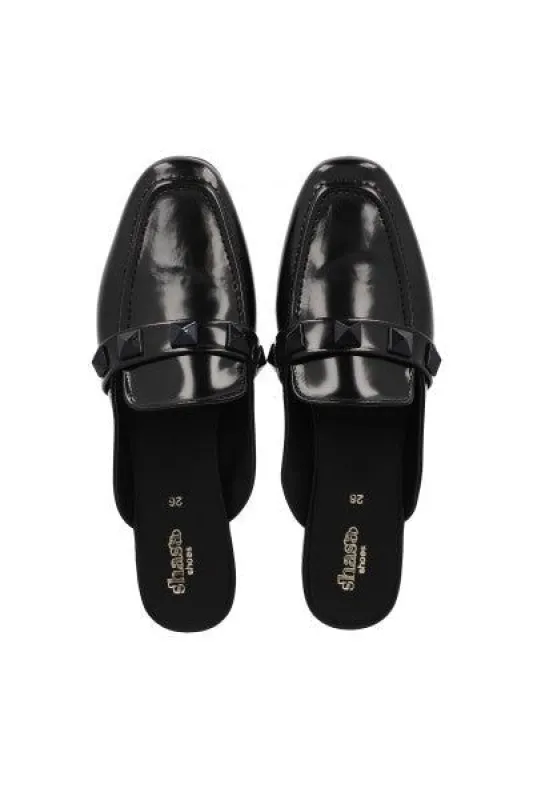 Loafers mula estoperoles sold by Shasa