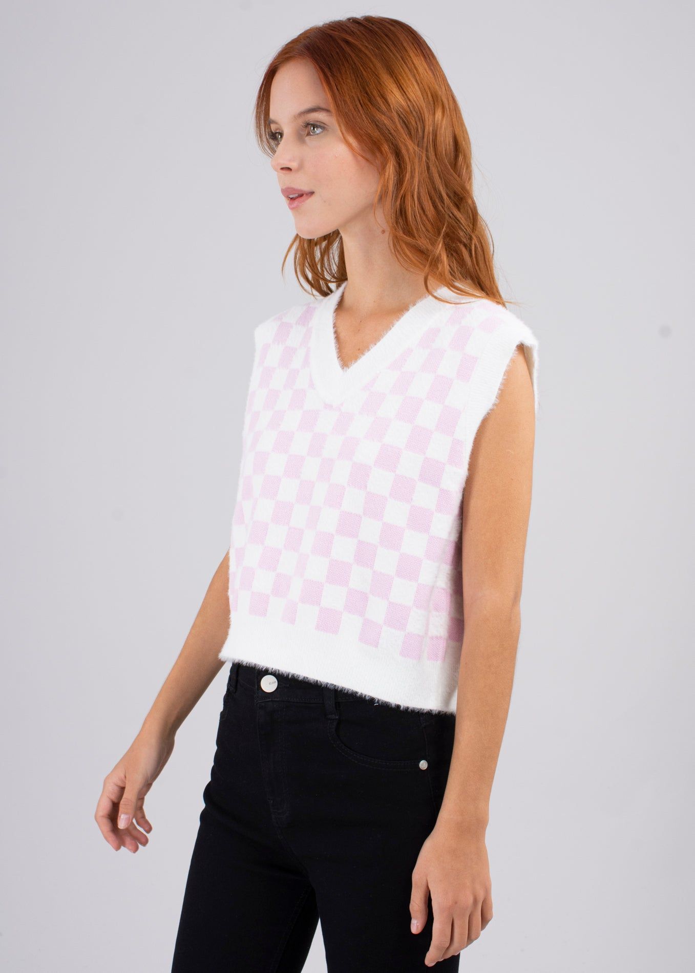 Chaleco cuello v afelpado cuadros sold by Shasa product image thumbnail 3