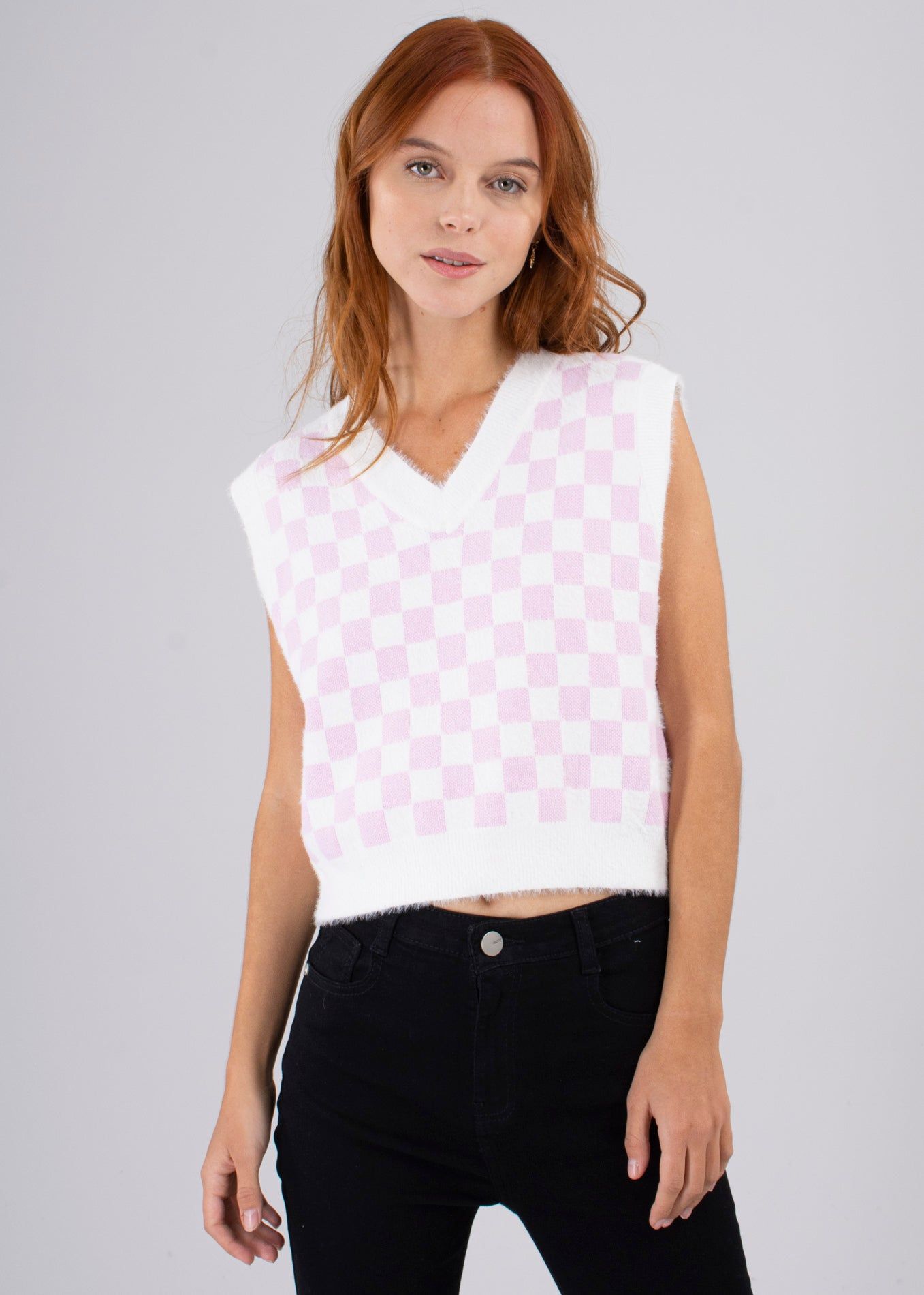 Chaleco cuello v afelpado cuadros sold by Shasa