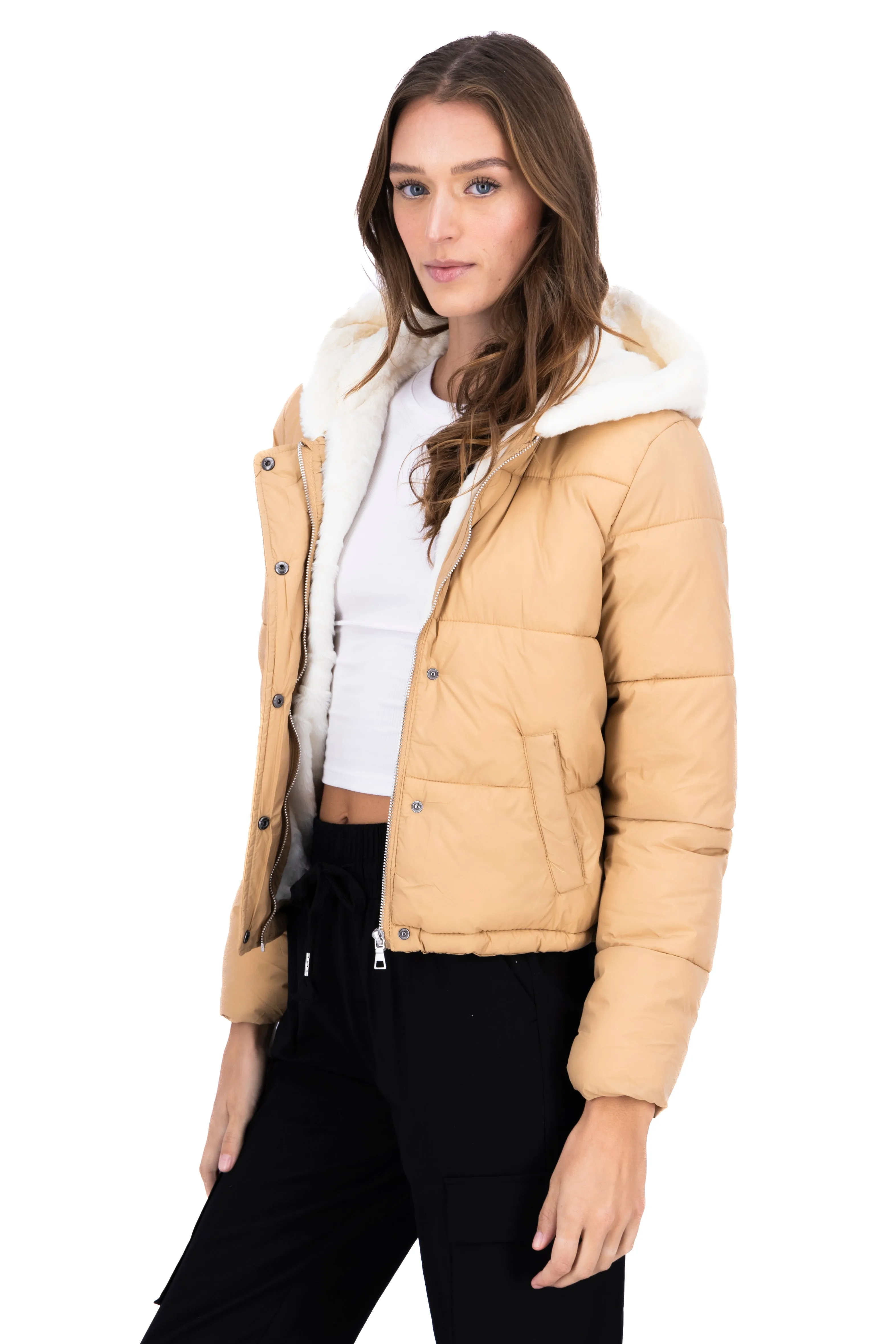 Chamarra puffer gorrito peluche sold by Shasa product image thumbnail 3