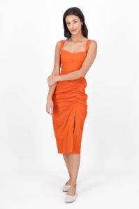 Vestido Midi Escote Corazon Detalle Fruncido sold by Shasa