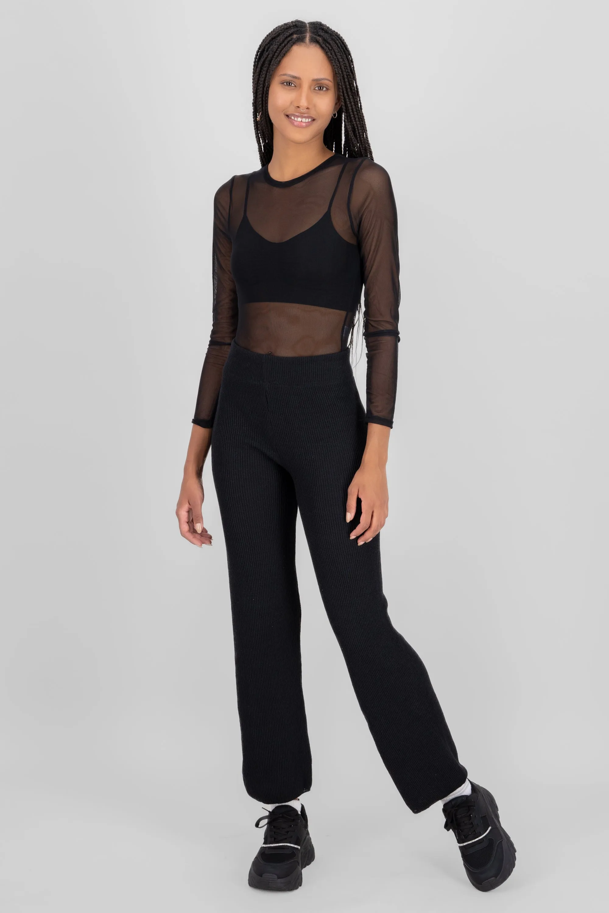 Pantalon fluido tejido wide leg sold by Shasa