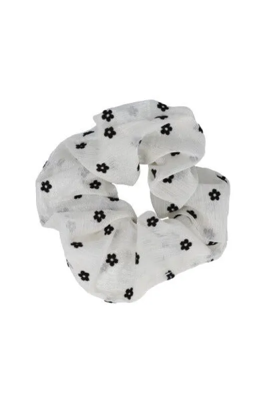 Scrunchie flores velvet sold by Shasa