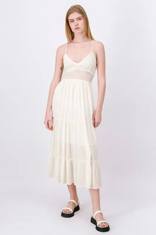 Vestido maxi detalle bordado sold by Shasa