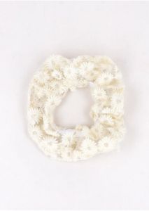 Scrunchie mesh flores sold by Shasa