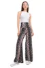 Pantalón wide leg estampado flores sold by Shasa
