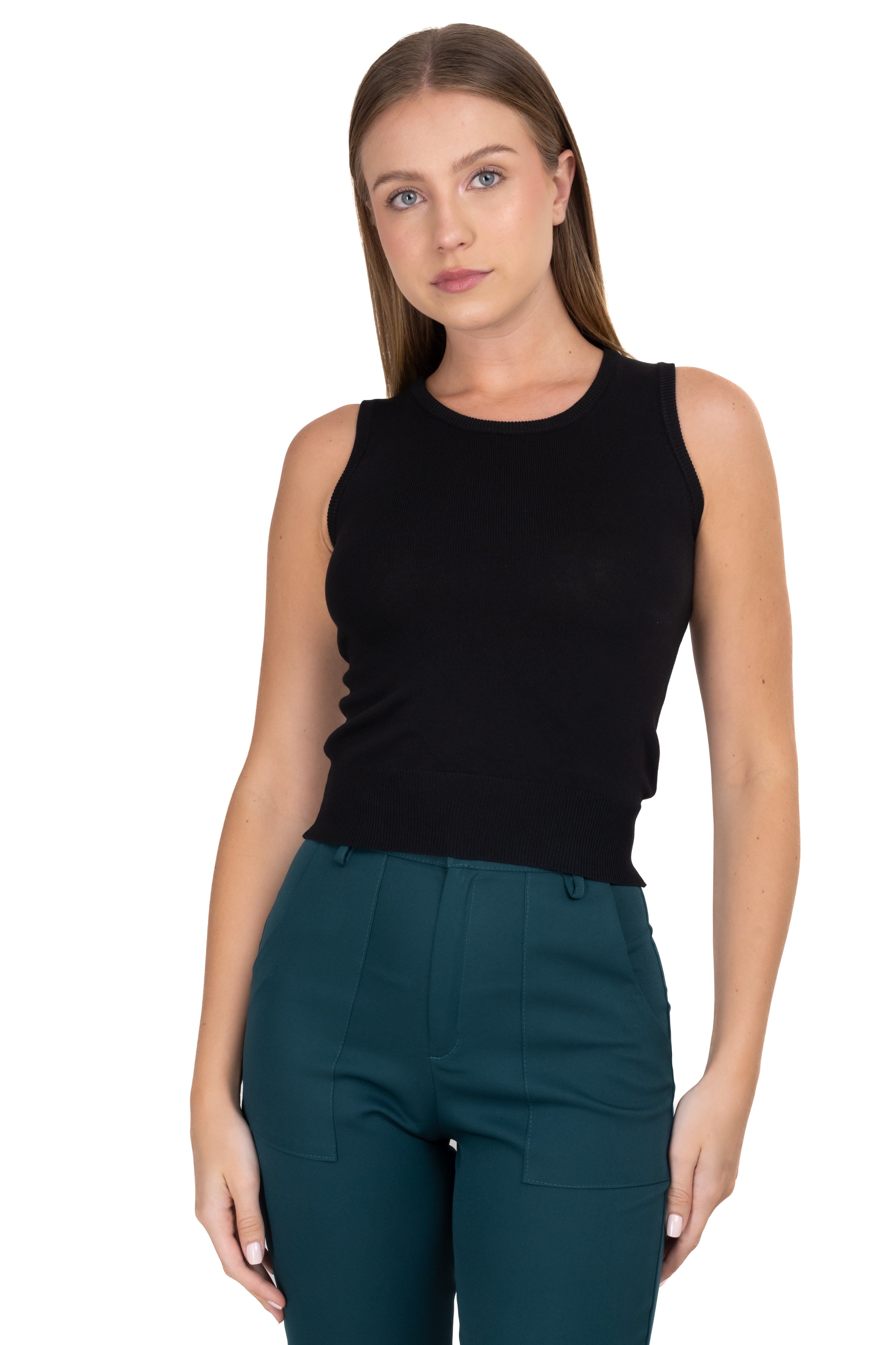 Top acanalado cuello redondo sold by Shasa