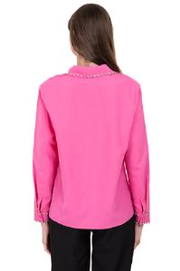 Camisa aplicación brillos solapa sold by Shasa