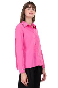 Camisa aplicación brillos solapa sold by Shasa